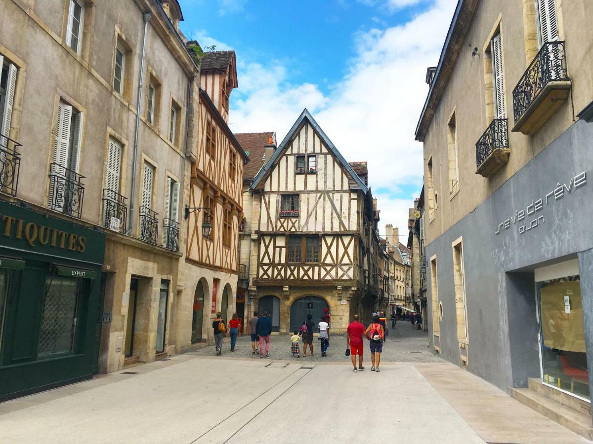 Ferienwohnung Centre Historique Dijon "Le Charmant" Et "Le Charmant Bis" Exterior foto